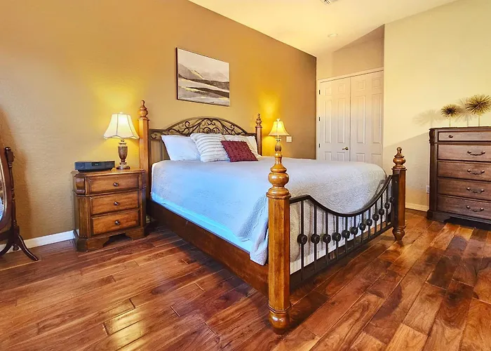 Сasa de vacaciones Upgraded Golf Oasis, Heated Pool, Bbq Pet Friendly