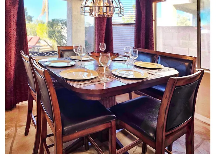 Upgraded Golf Oasis, Heated Pool, Bbq Pet Friendly